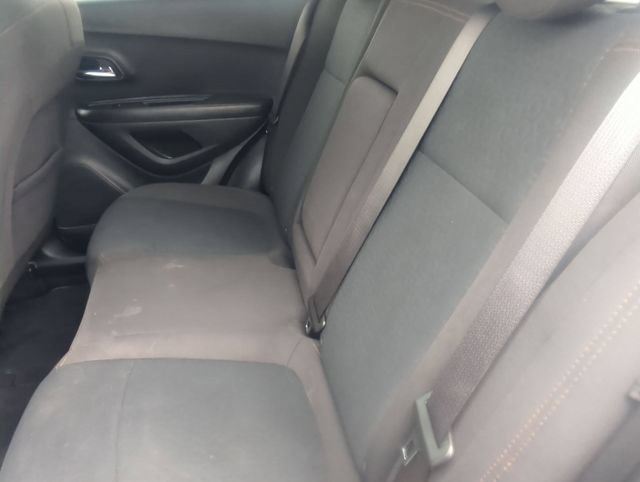 Used 2022 Chevrolet Trax LS w/ Tint and Cruise Package AWD/4WD image 21