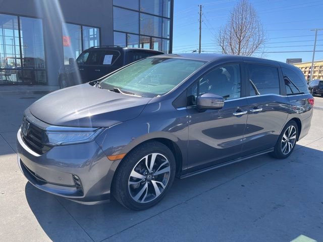 Used 2022 Honda Odyssey Touring image 2