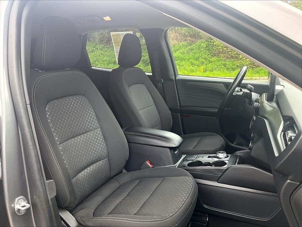 Used 2024 Ford Escape Active AWD/4WD image 11