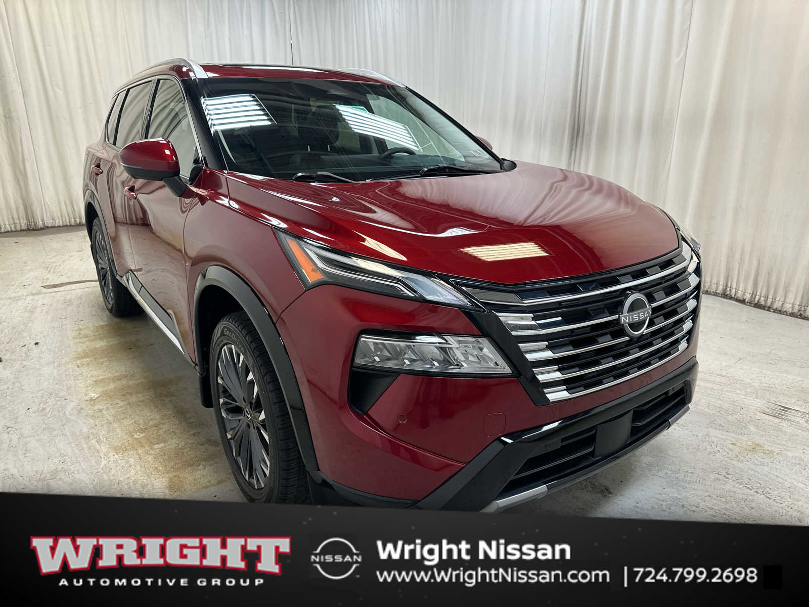 Certified 2024 Nissan Rogue Platinum AWD/4WD image 1