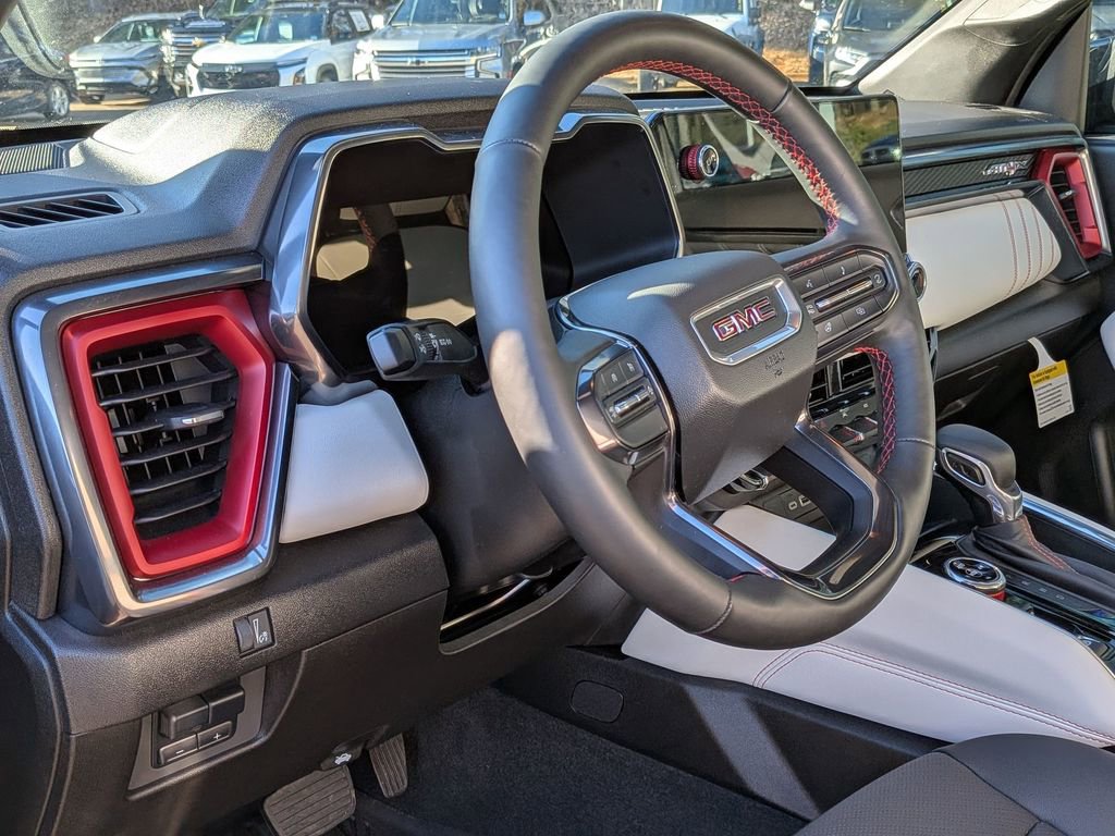 Used 2024 GMC Canyon AT4X image 13