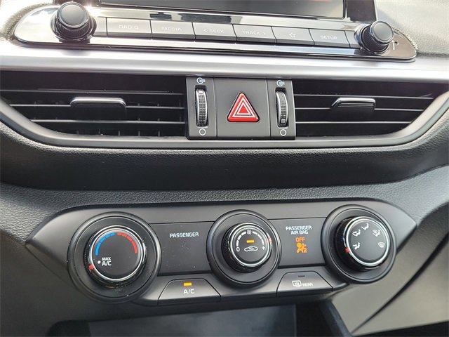 Used 2023 Kia Forte LXS w/ LXS Technology Package image 18
