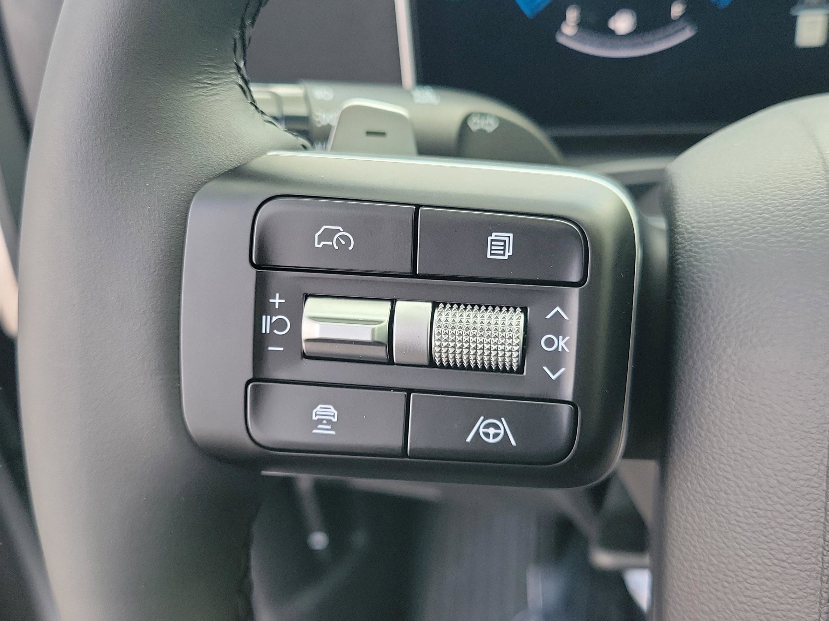 New 2026 Hyundai Santa Fe SE image 21