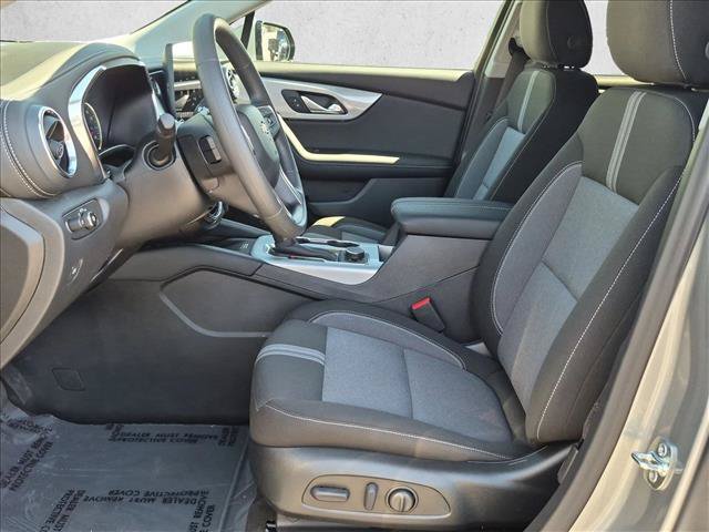 New 2026 Chevrolet Blazer LT w/ Convenience Package FWD image 4