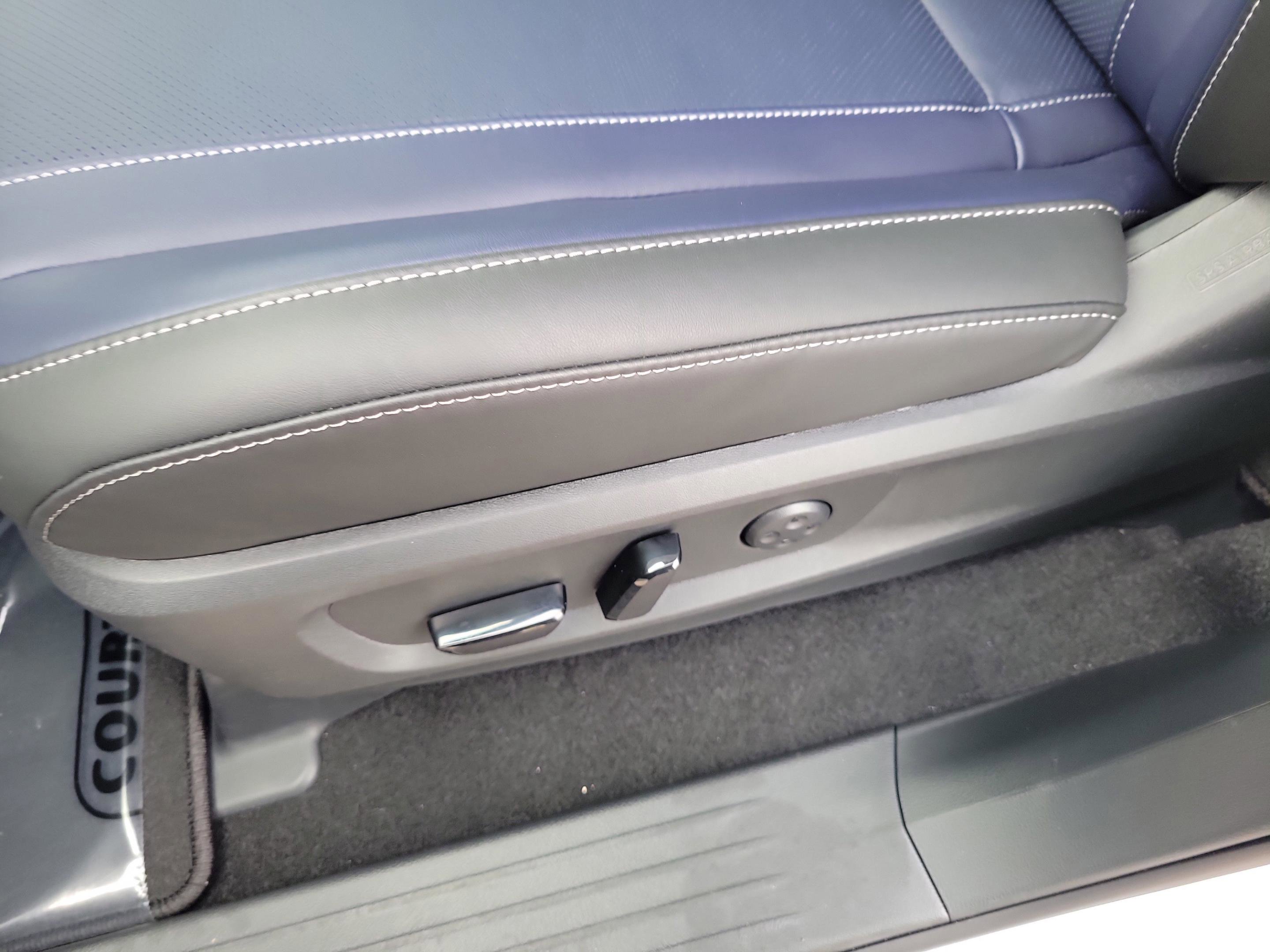 New 2026 INFINITI QX60 Sport w/ Dark Cargo Package image 18