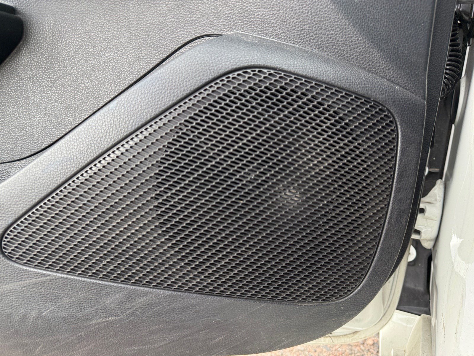 Used 2021 Toyota Corolla LE FWD image 25