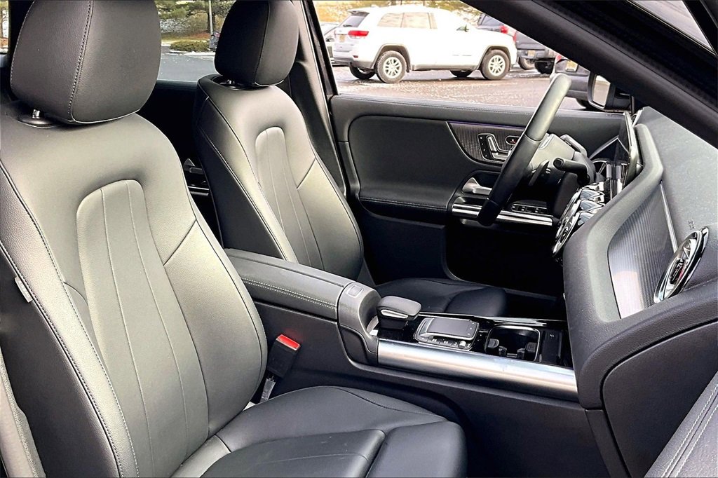 Used 2022 Mercedes-Benz GLA 250 4MATIC image 7