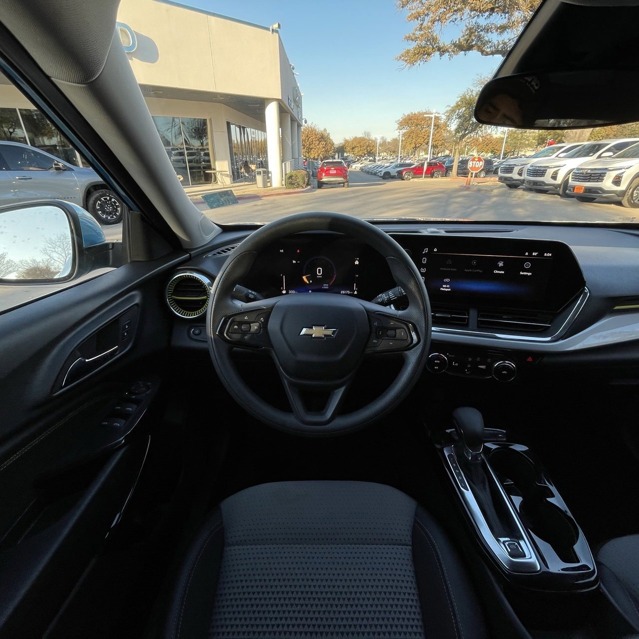 Used 2025 Chevrolet Trax LT image 12