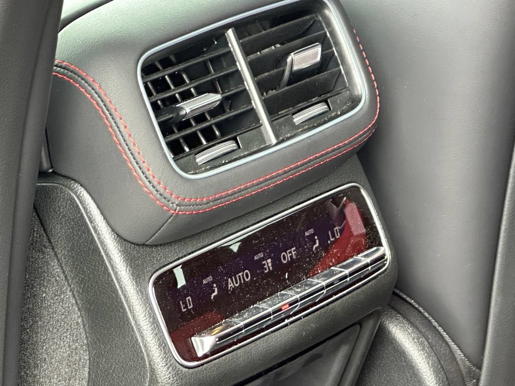 Used 2024 Mercedes-Benz GLE 53 AMG 4MATIC image 23