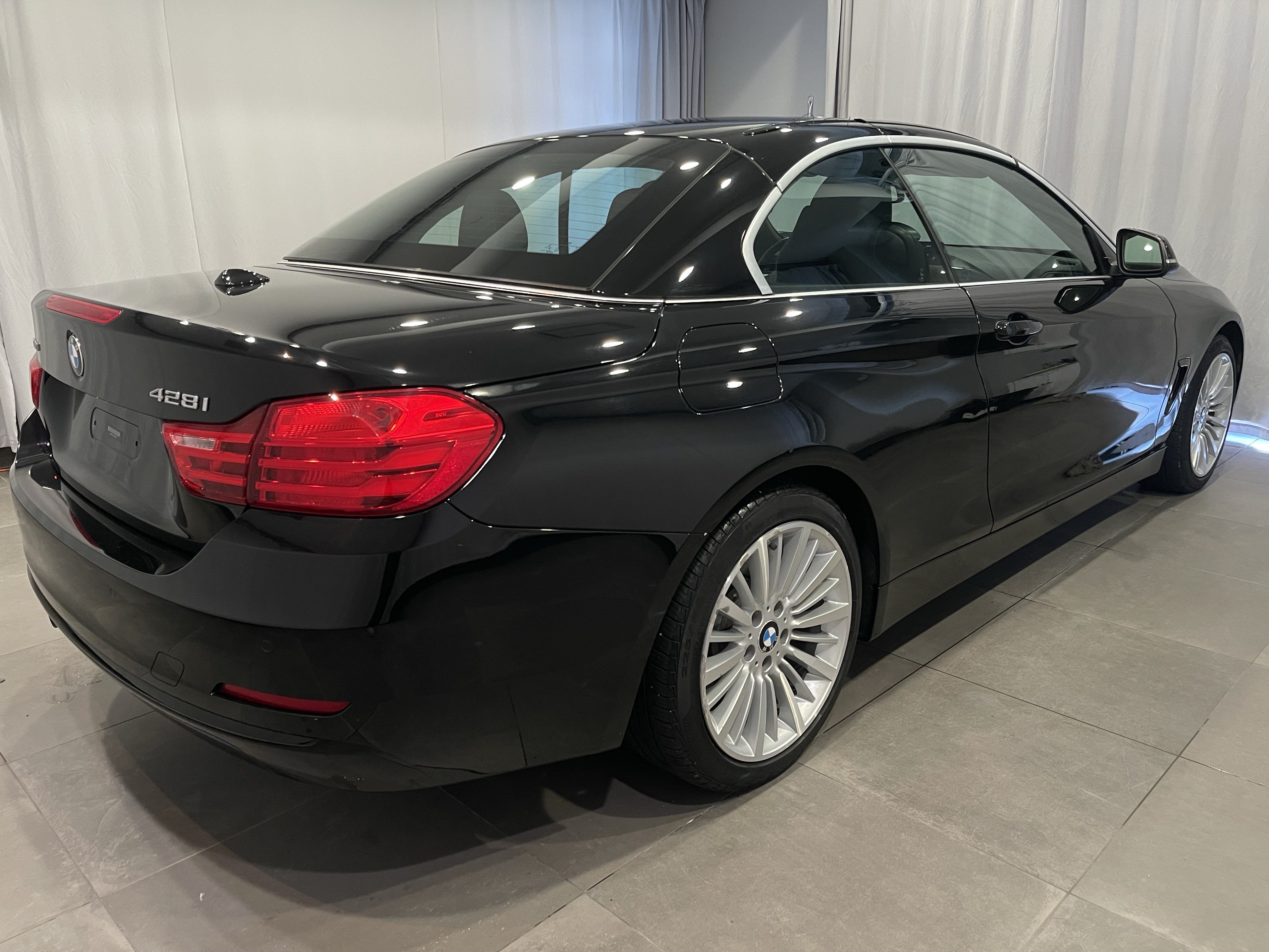 Used 2016 BMW 428i xDrive Convertible AWD/4WD image 6