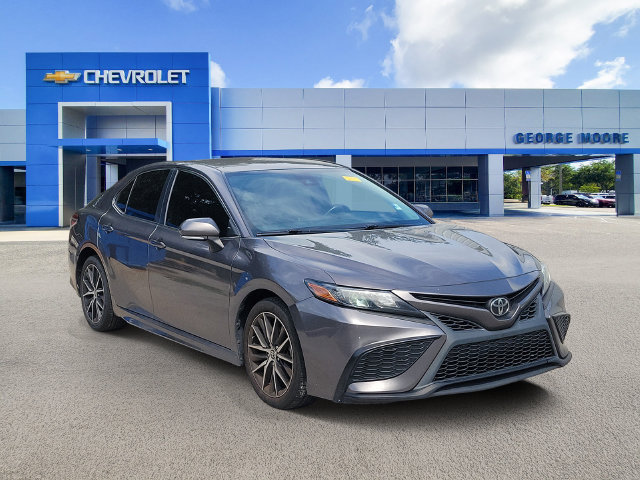 Used 2022 Toyota Camry SE FWD 360° Tour