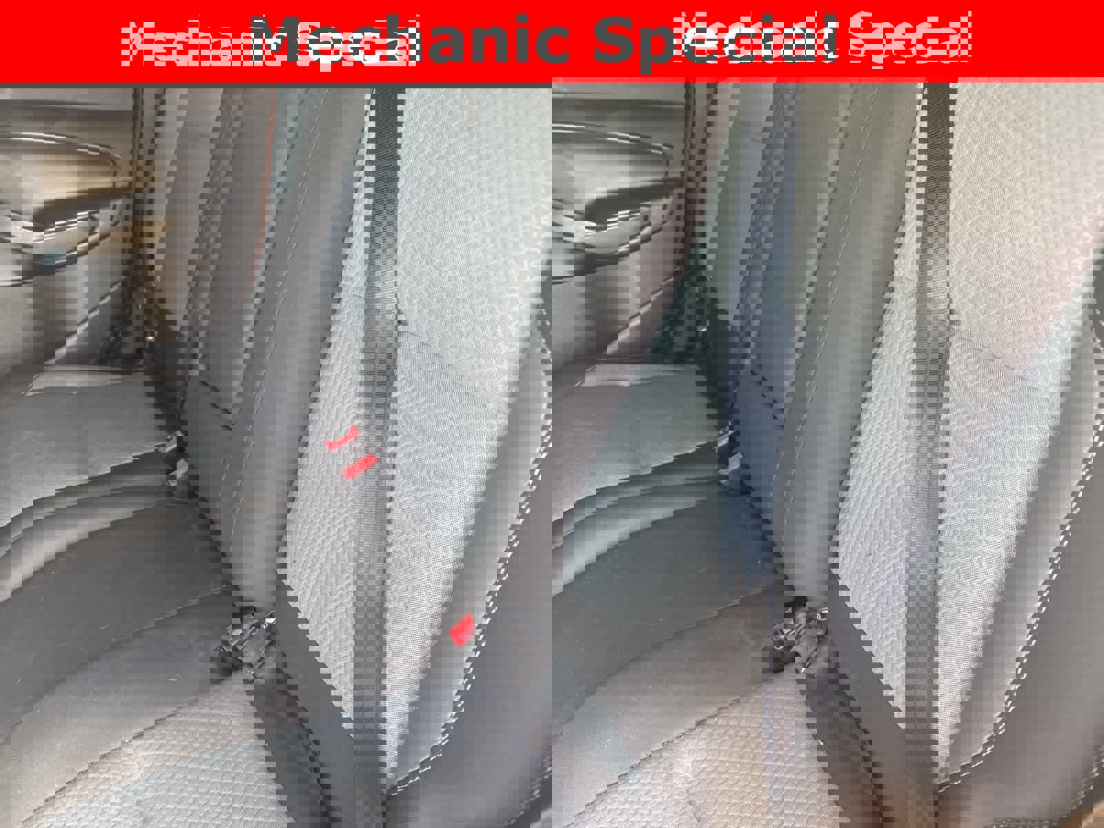 Used 2017 Ford Escape SE w/ Equipment Group 201A image 23