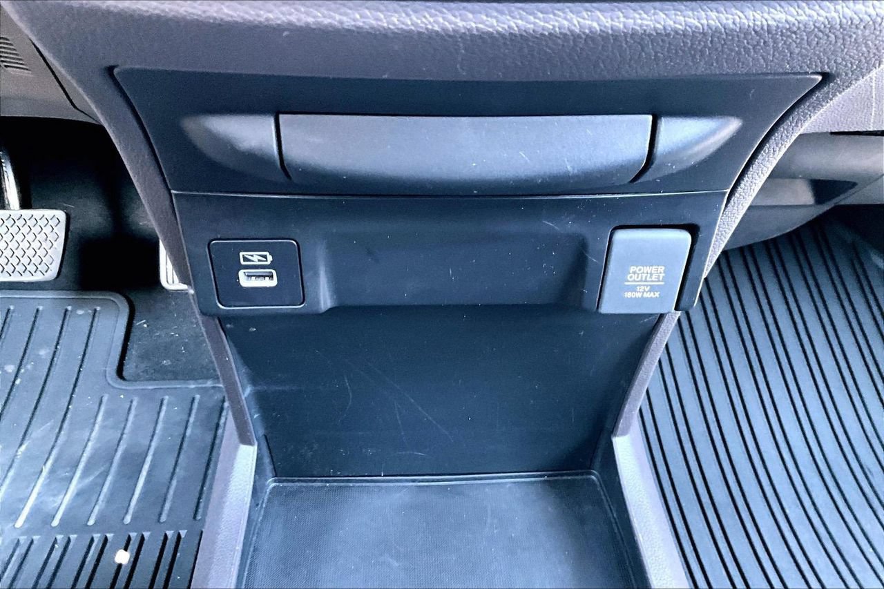 Used 2023 Honda Odyssey EX-L image 17