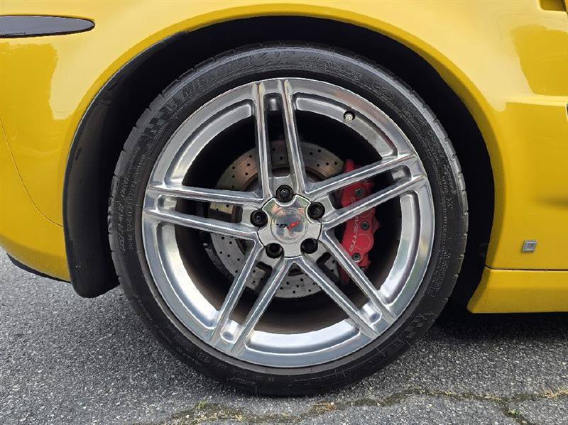 Used 2006 Chevrolet Corvette Z06 w/ Preferred Equipment Group RWD image 23