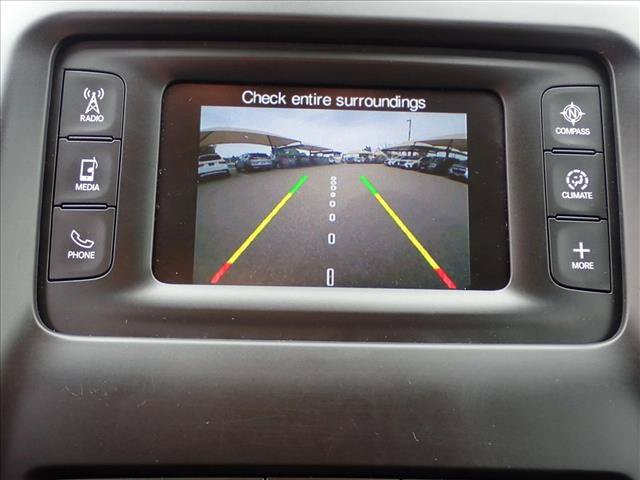Used 2015 Jeep Cherokee Latitude AWD/4WD image 17