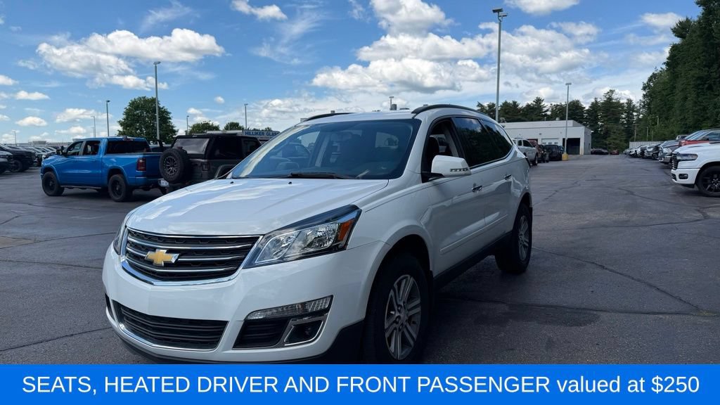 Used 2017 Chevrolet Traverse LT FWD image 3