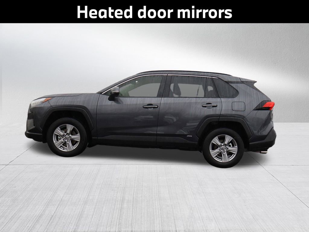 Used 2025 Toyota RAV4 XLE image 10