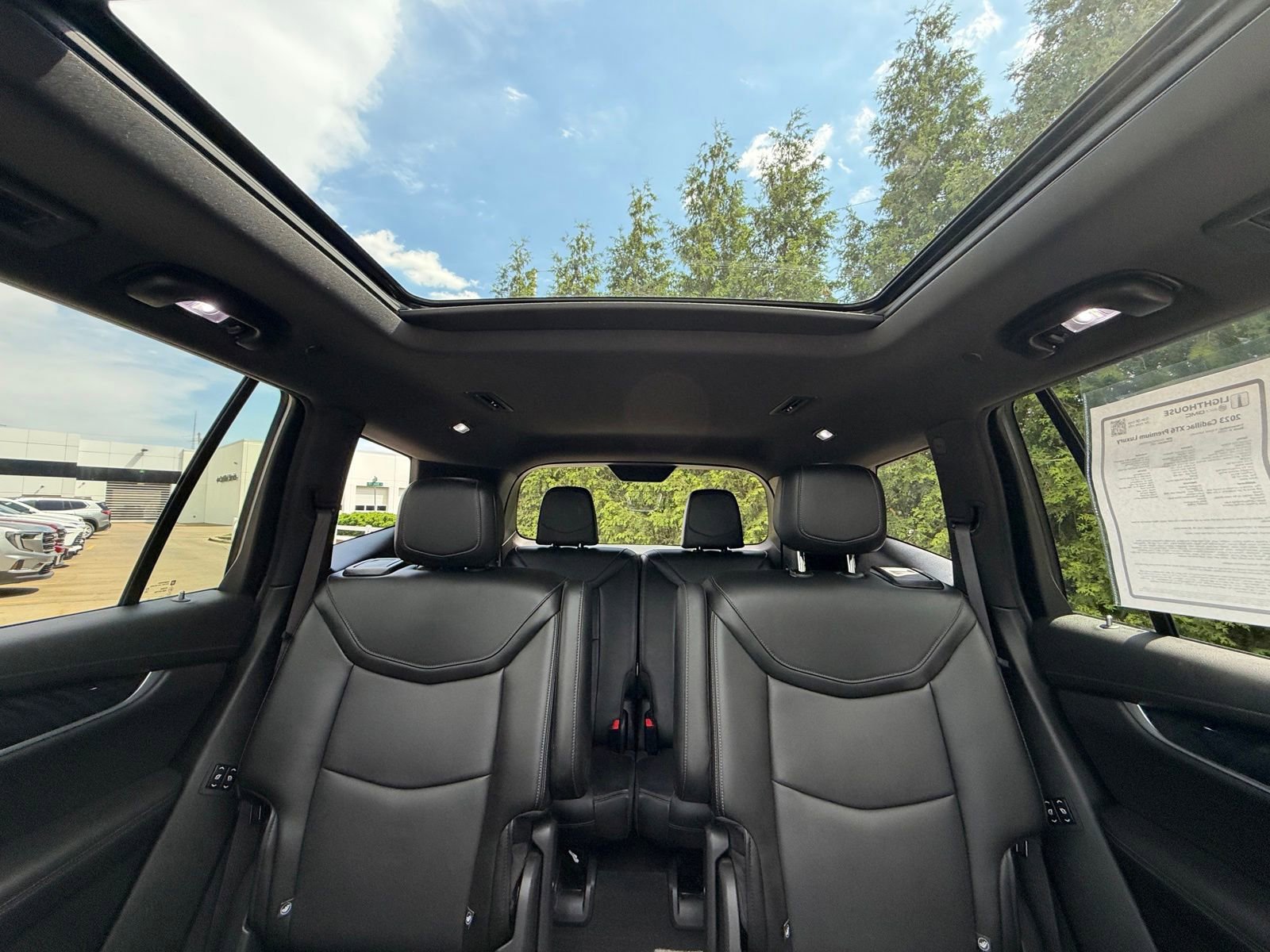 Used 2023 Cadillac XT6 Premium Luxury AWD/4WD image 35