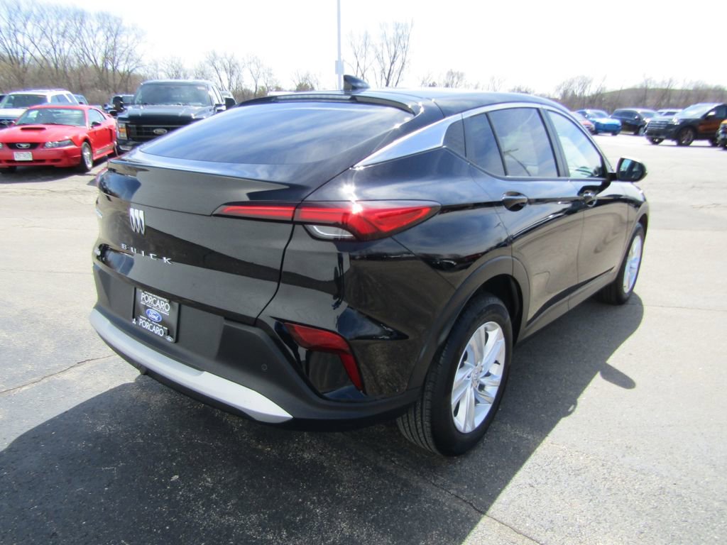 Used 2025 Buick Envista Preferred w/ Convenience I Package image 6