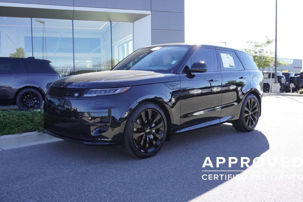 Used 2025 Land Rover Range Rover Sport Dynamic SE AWD/4WD image 3