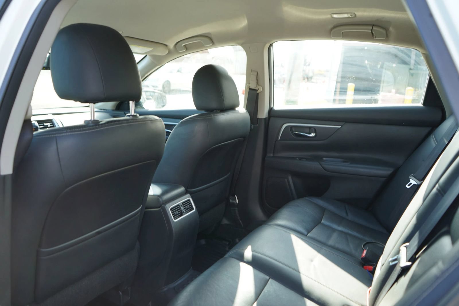 Used 2018 Nissan Altima 2.5 SL FWD image 17