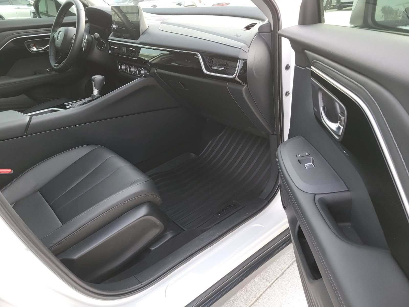 Certified 2026 Acura ADX FWD image 8