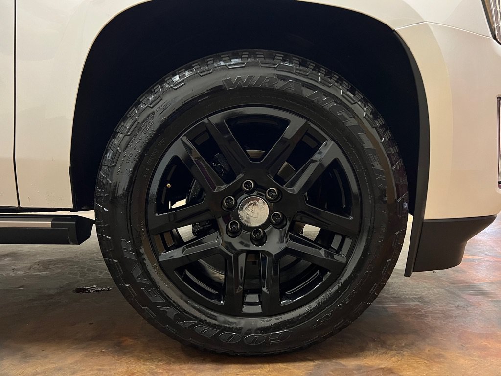 Used 2016 Cadillac Escalade Premium AWD/4WD image 12