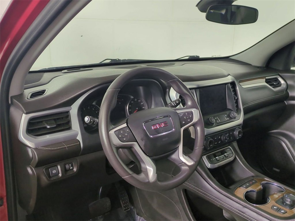 Certified 2023 GMC Acadia SLE w/ Driver Convenience Package image 10
