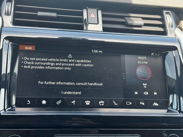Used 2017 Land Rover Discovery HSE AWD/4WD image 38