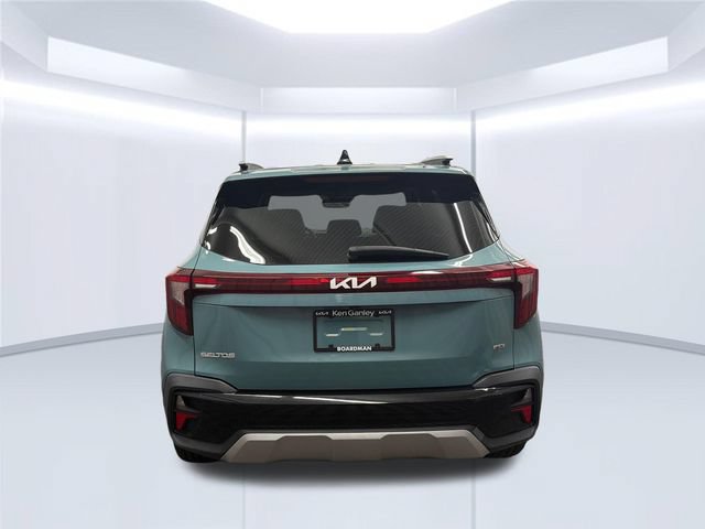 Certified 2024 Kia Seltos SX w/ SX Sunroof Package AWD/4WD image 7