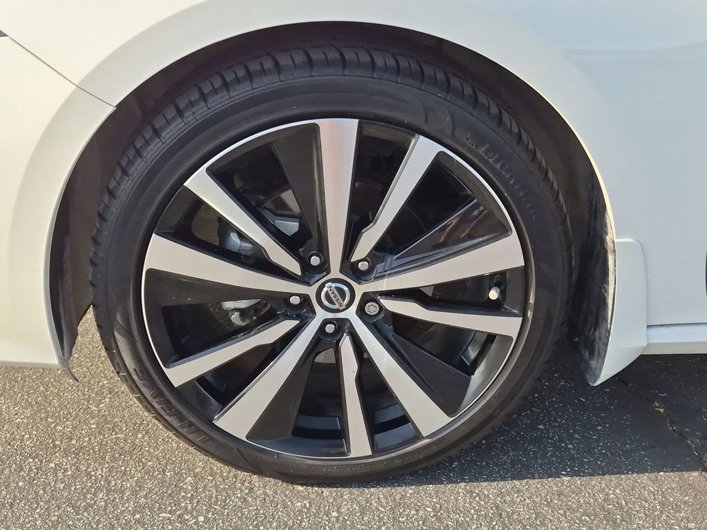 Used 2022 Nissan Altima 2.5 SR FWD image 10