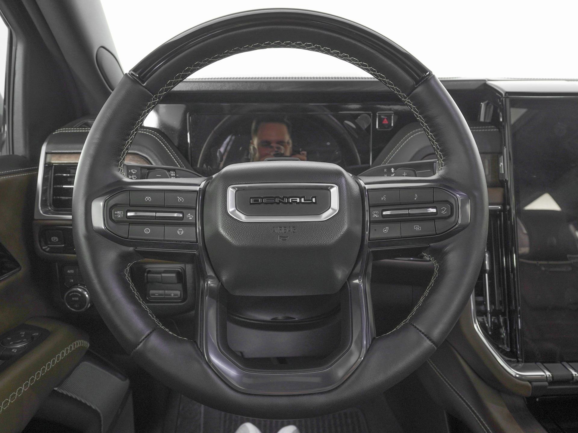 Used 2026 GMC Yukon XL Denali Ultimate image 20