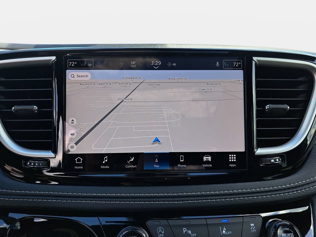 New 2027 Chrysler Pacifica Limited AWD/4WD image 26