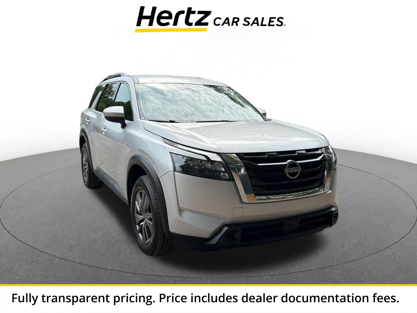 Used 2025 Nissan Pathfinder SV FWD image 1