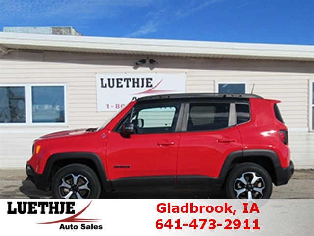Used 2019 Jeep Renegade Trailhawk image 1