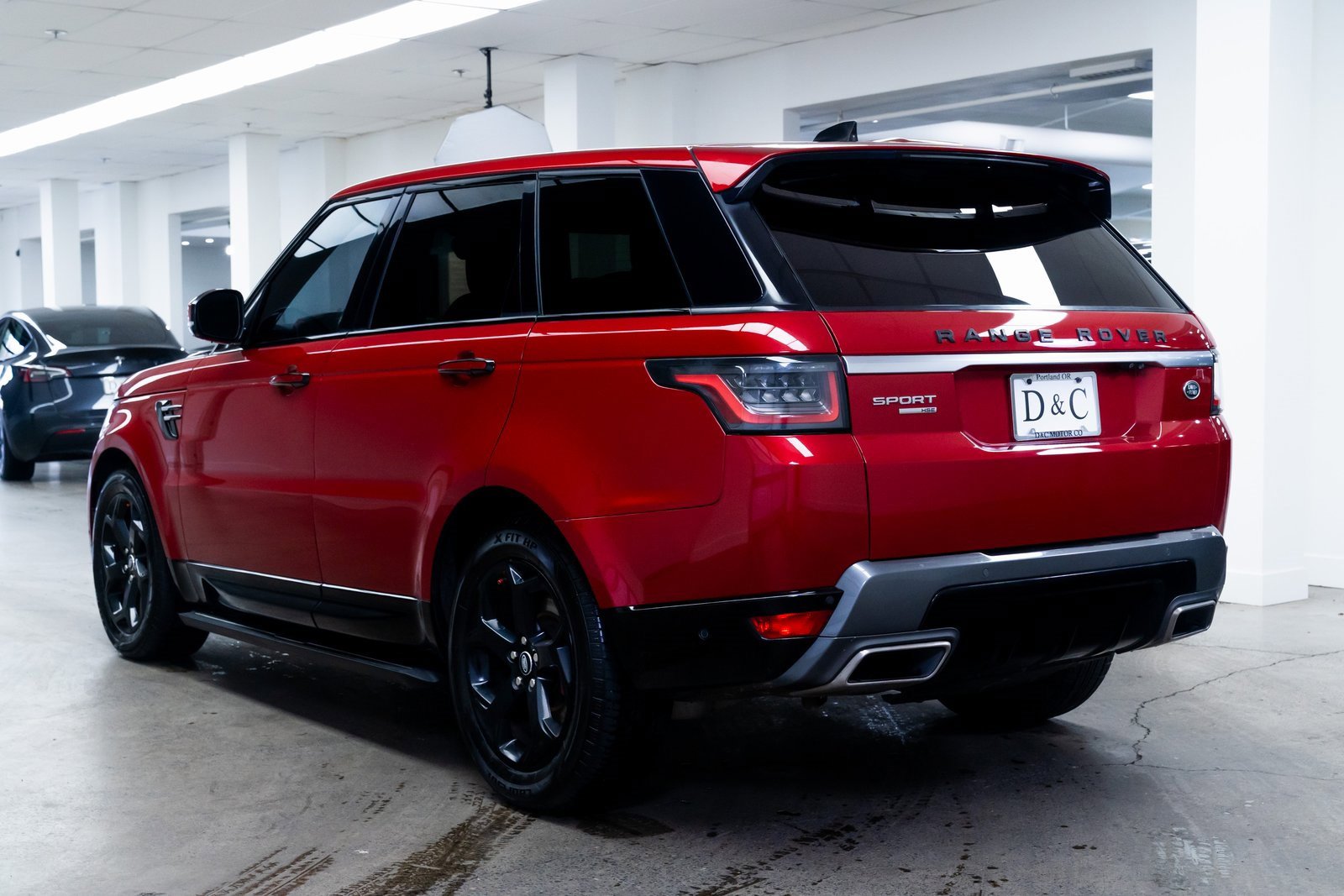 Used 2018 Land Rover Range Rover Sport HSE image 4