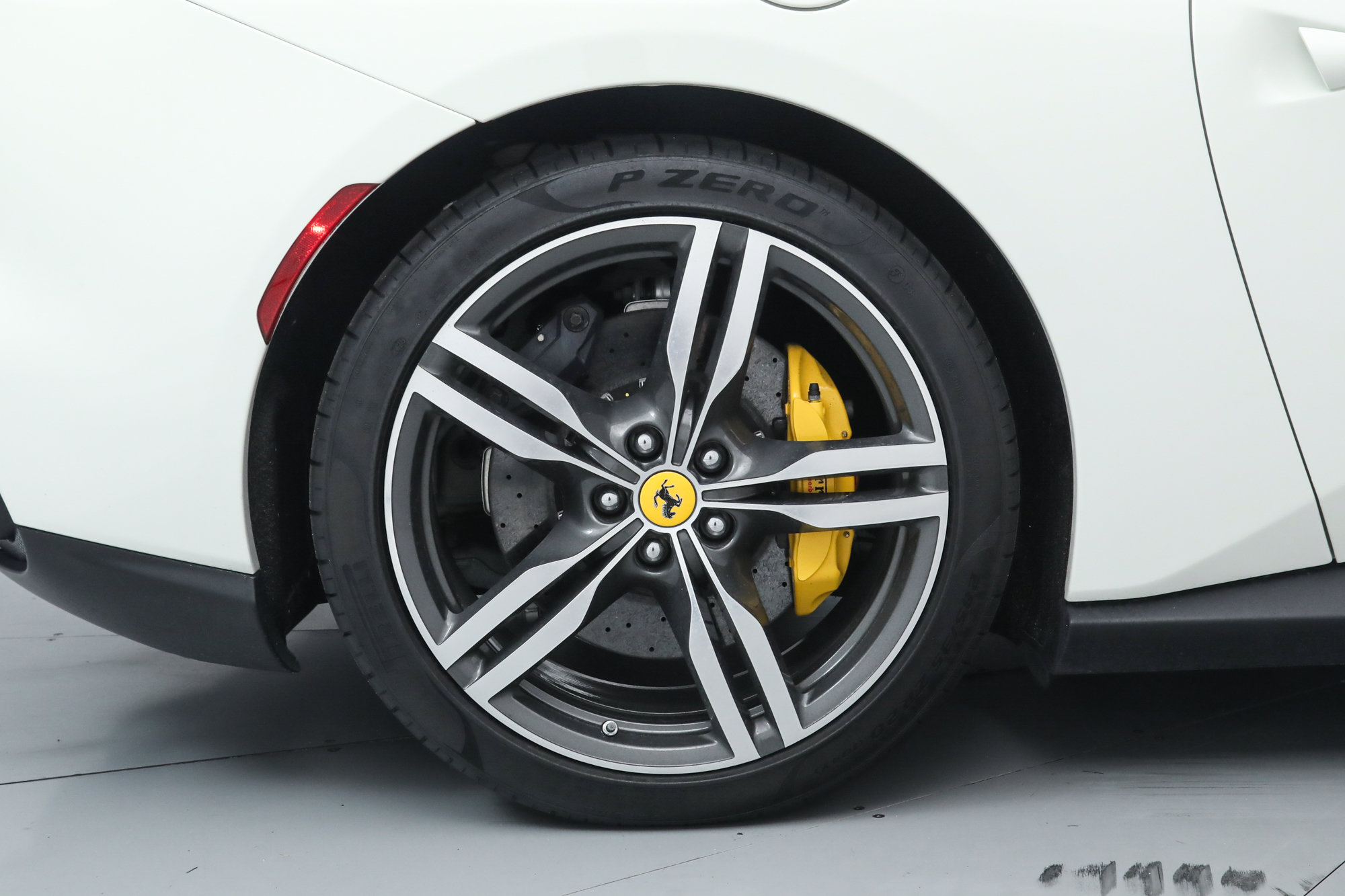 Certified 2023 Ferrari Portofino M RWD image 39