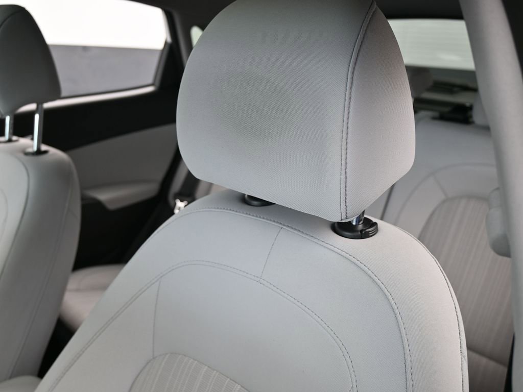 Used 2022 Hyundai Kona SEL w/ Convenience Package image 17