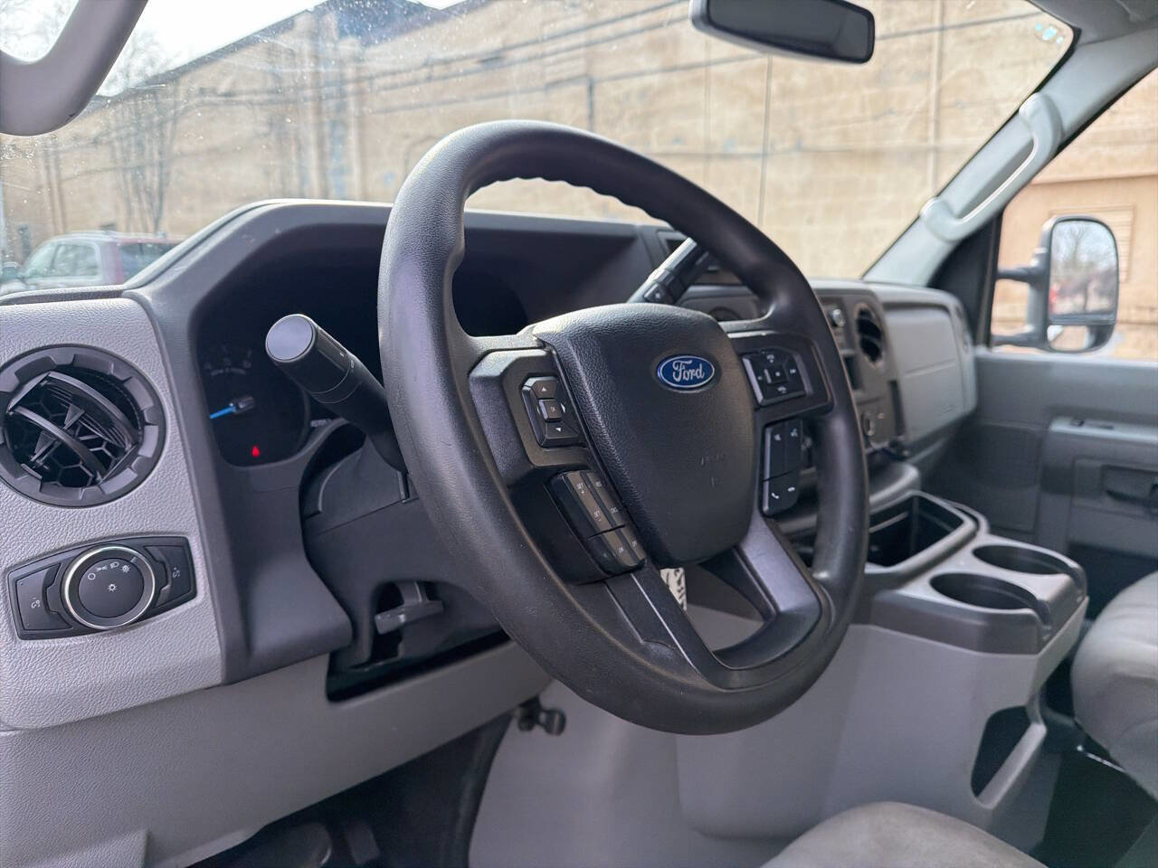 Used 2022 Ford E-350 and Econoline 350 Super Duty w/ Power Windows & Locks Group RWD image 20