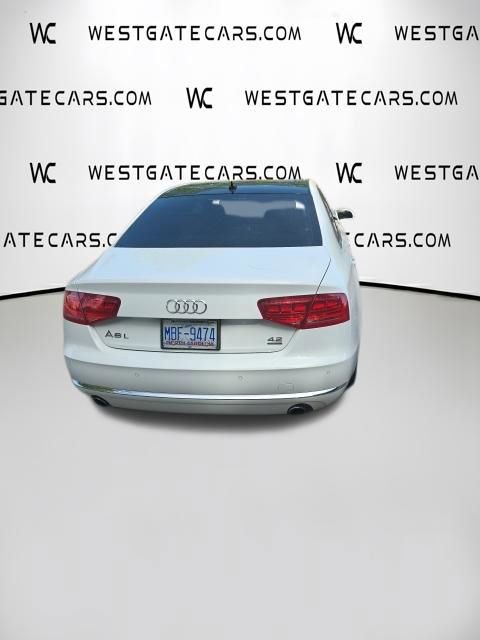 Used 2012 Audi A8 L 4.2 image 11