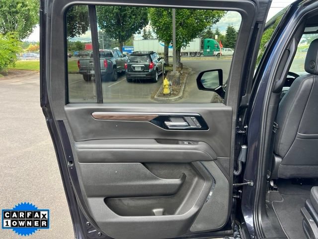 Used 2025 Chevrolet Suburban Z71 AWD/4WD image 11