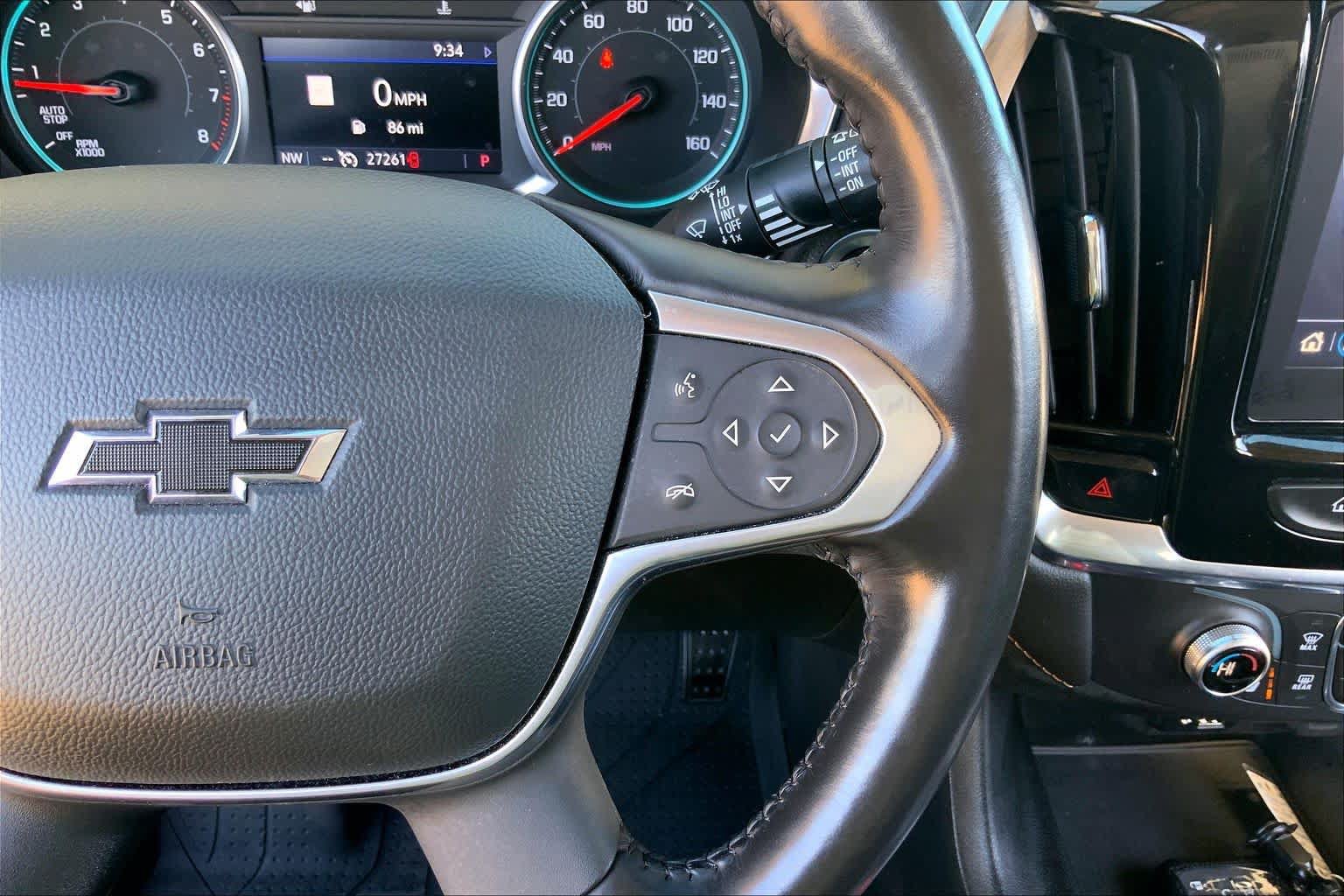 Used 2020 Chevrolet Traverse RS FWD image 23