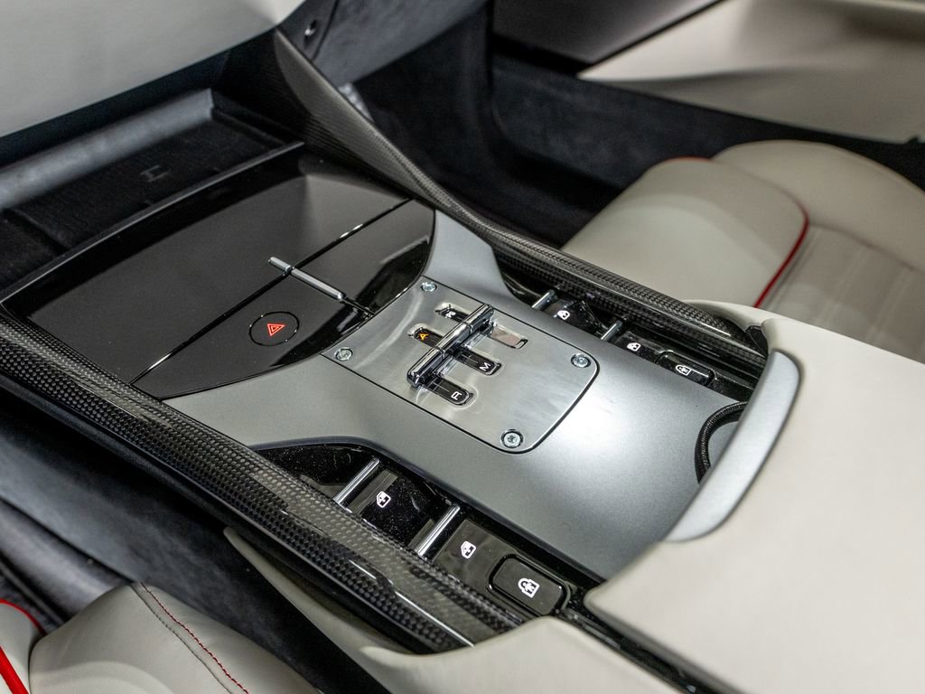 Certified 2025 Ferrari Purosangue AWD/4WD image 25