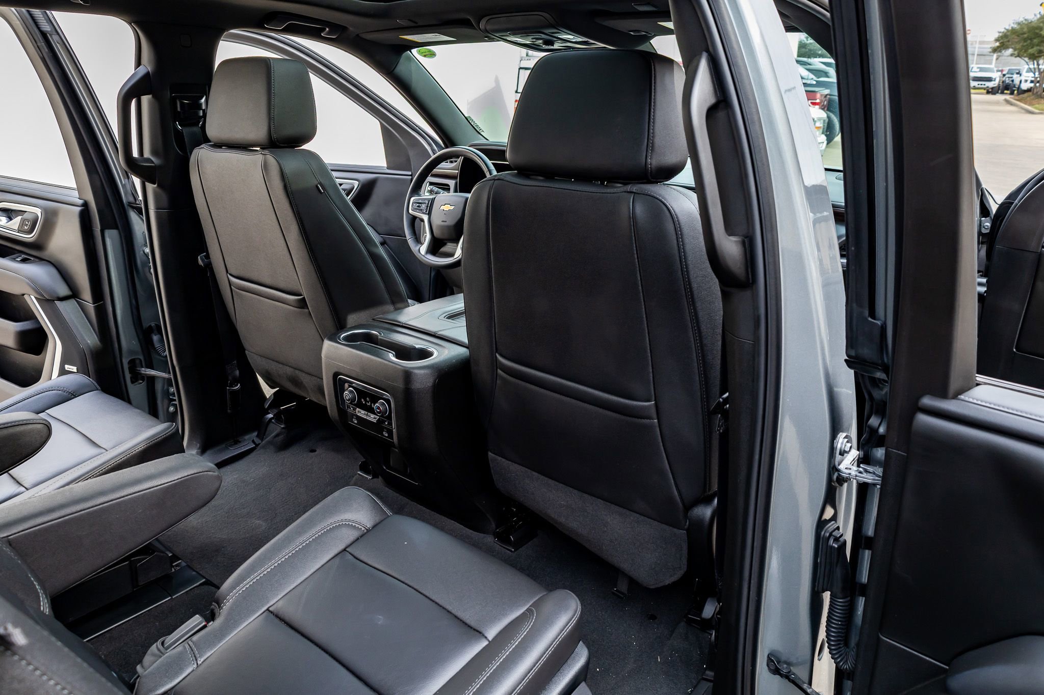 Used 2023 Chevrolet Tahoe LT w/ LT Signature Plus Package image 32