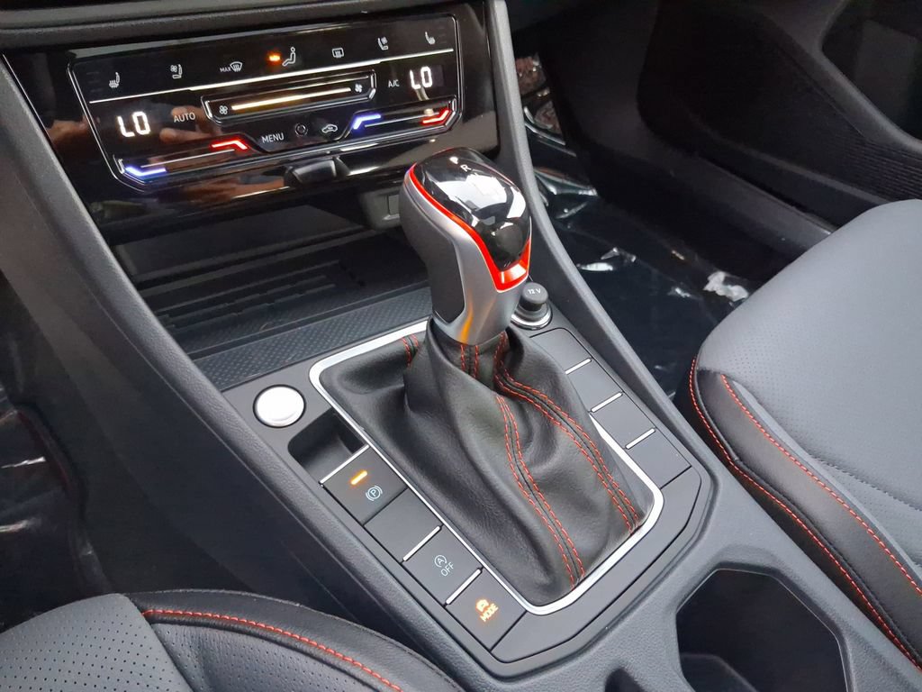 New 2026 Volkswagen Jetta GLI Autobahn FWD image 10