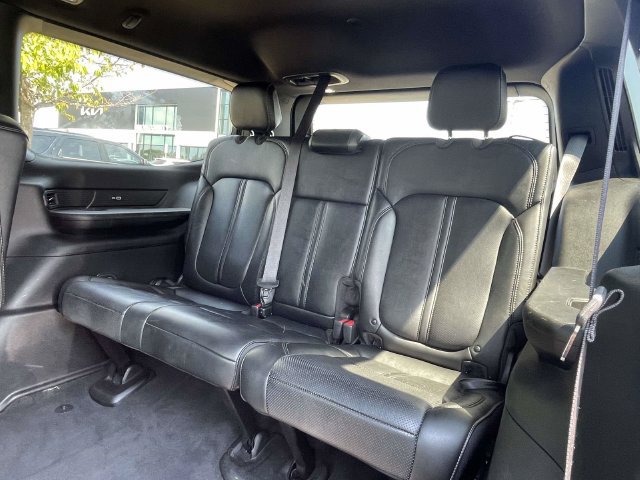 Used 2024 Jeep Wagoneer Series II AWD/4WD image 11