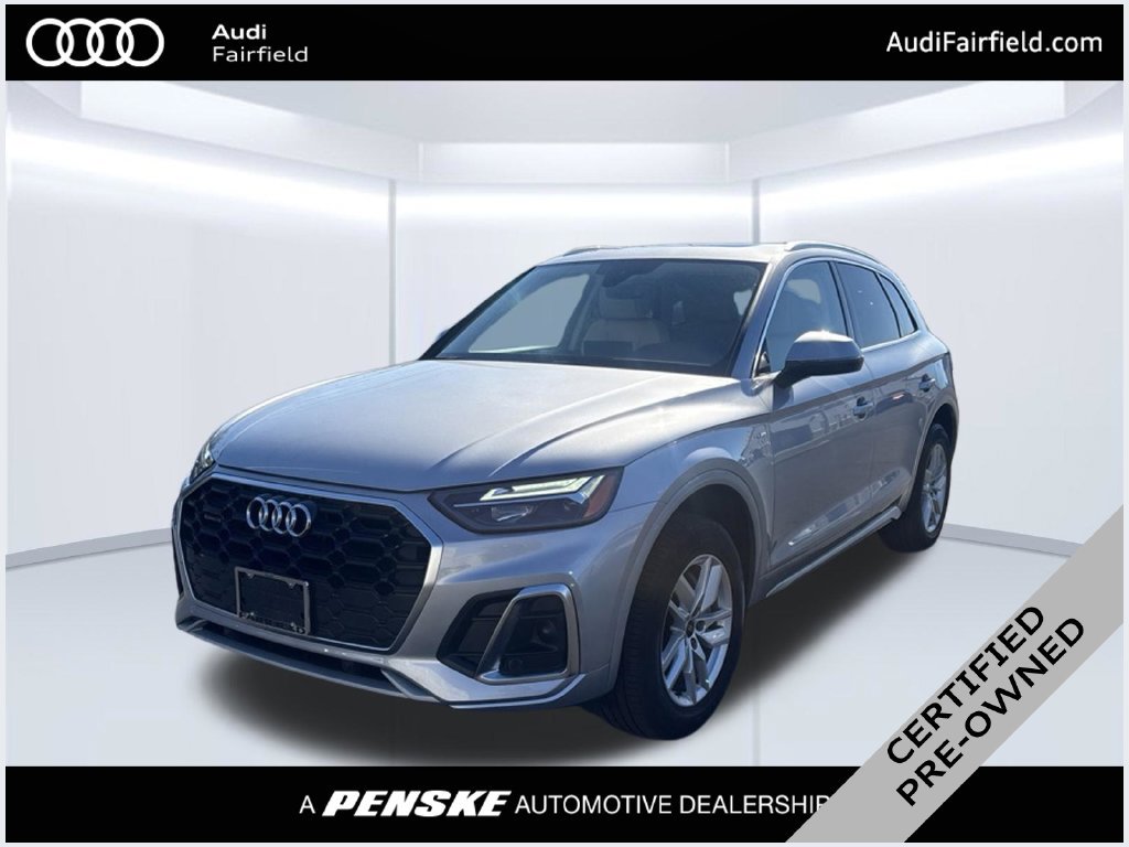 Certified 2024 Audi Q5 2.0T Premium w/ Convenience Package AWD/4WD image 1