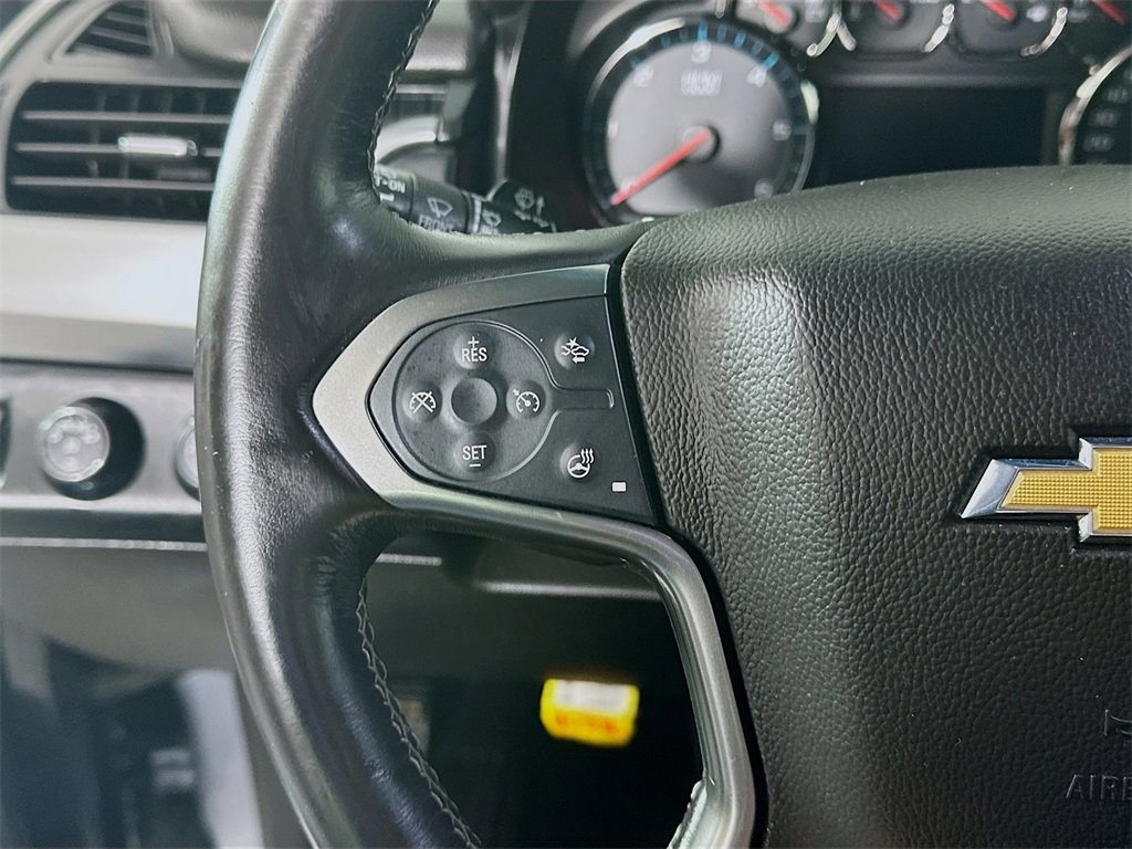 Used 2018 Chevrolet Suburban LT image 25