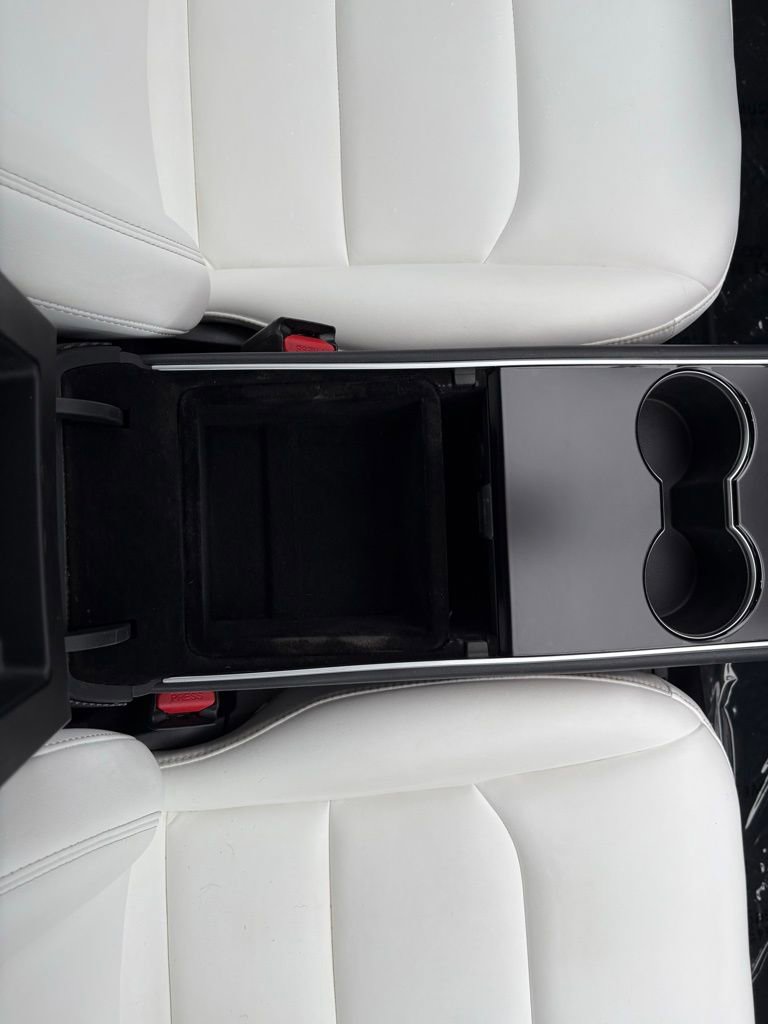 Used 2018 Tesla Model 3 Long Range image 17