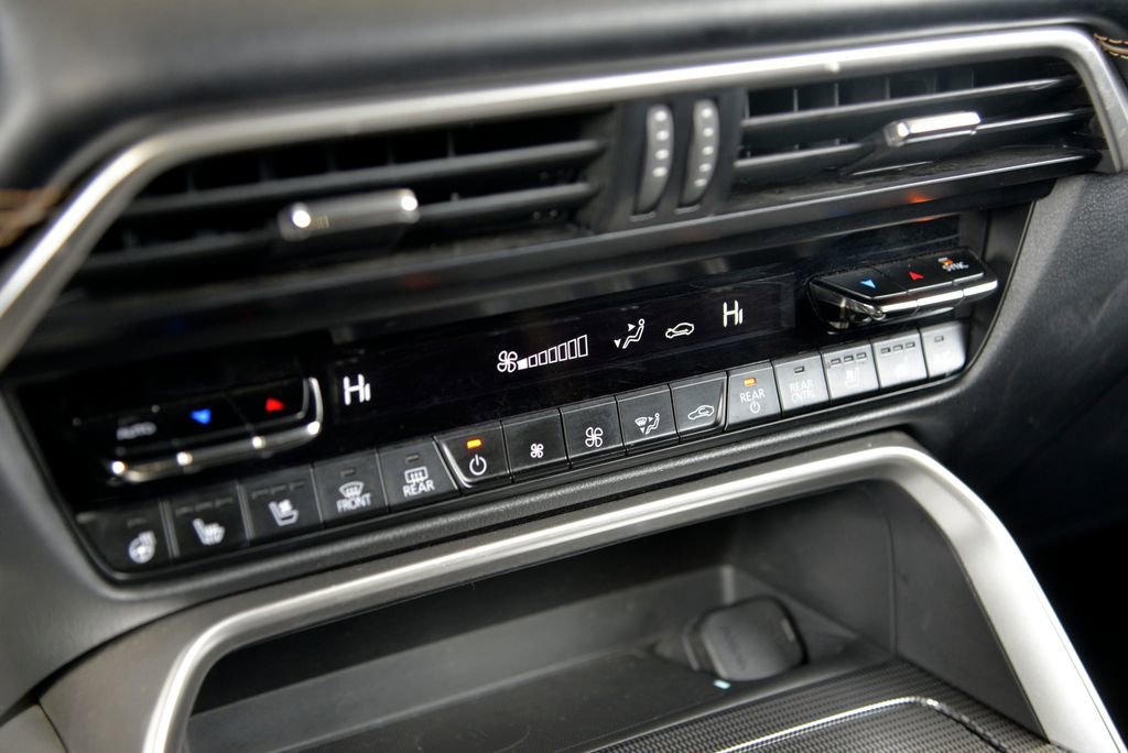 Certified 2024 MAZDA CX-90 Plug-In Hybrid w/ Premium Plus image 24